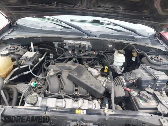 2005 Ford Escape XLT с VIN 1FMCU93185KB25796, выставлен на аукционе IAAI как лот 42374603 с пробегом 248 276 миль миль и . История ставок и продаж доступна на DreamBid. Изображение 10.