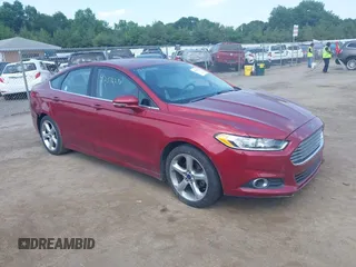 2015 Ford Fusion SE z VIN 3FA6P0H99FR267449, wystawiony jako IAAI lot #42516238 z przebiegiem 121 855 mil mil oraz . Historia ofert i sprzedaży dostępna na DreamBid. Obrazek 1.