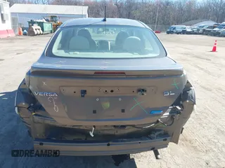 2016 Nissan Versa S with VIN 3N1CN7APXGL829290, listed as a IAAI auction lot 41827934 with 117,765 mi miles and . Bid and sale history available at DreamBid. Image 16.
