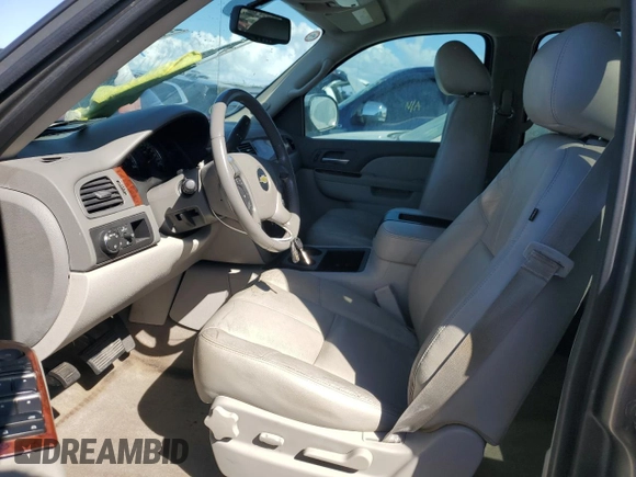 2012 Chevrolet Avalanche LT with VIN 3GNMCFE0XCG308840, listed as a Copart auction lot 76900064 with 180,498 mi miles and Non Repairable. Bid and sale history available at carsss.com. Image 7.