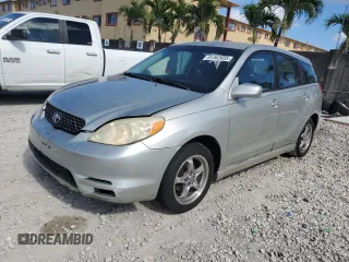 2003 Toyota Matrix Std z VIN 2T1KR32EX3C026494, wystawiony jako Copart lot #61302655 z przebiegiem 179 899 mil mil oraz Czysty tytuł • Clean title. Historia ofert i sprzedaży dostępna na DreamBid. Obrazek 1.