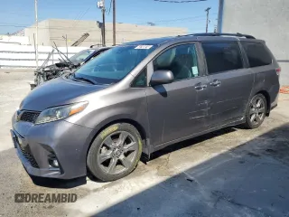2020 Toyota Sienna SE with VIN 5TDXZ3DC0LS041739, listed as a Copart auction lot 64793874 with 4,776 mi miles and Clean Title. Bid and sale history available at carsss.com. Image 1.