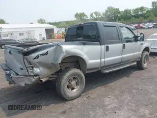 2002 Ford F-250 XL z VIN 1FTNW21L72EA49792, wystawiony jako IAAI lot #42399434 z przebiegiem 248 666 mil mil oraz . Historia ofert i sprzedaży dostępna na DreamBid. Obrazek 4.