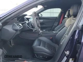 2022 Audi RS e-tron GT z VIN WAUAHBFW1N7903340, wystawiony jako Copart lot #79074014 z przebiegiem 13 755 mil mil oraz Szkody całkowita. Historia ofert i sprzedaży dostępna na DreamBid. Obrazek 7.