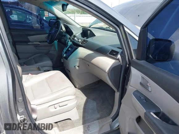 2011 Honda Odyssey EX-L with VIN 5FNRL5H68BB086943, listed as a IAAI auction lot 42503744 with 225,376 mi miles and . Bid and sale history available at DreamBid. Image 5.