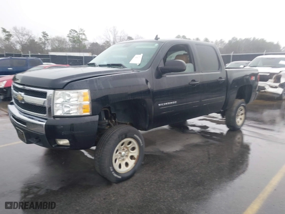 2011 Chevrolet Silverado 1500 LT with VIN 3GCPKSE34BG234678, listed as a IAAI auction lot 41753241 with 104,884 mi miles. Bid and sale history available at carsss.com. Image 17.