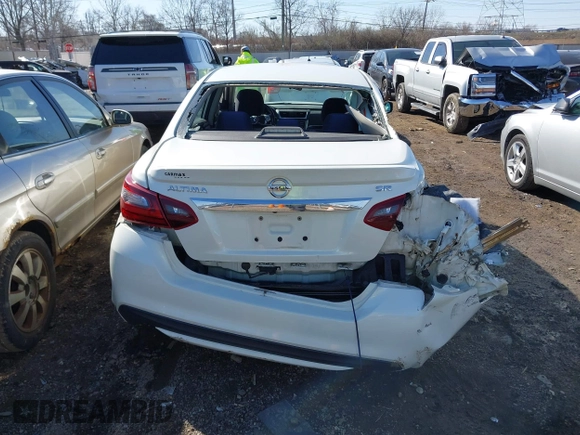 2018 Nissan Altima SR with VIN 1N4AL3AP6JC143033, listed as a IAAI auction lot 41829376 with Not Provided miles and . Bid and sale history available at carsss.com. Image 17.
