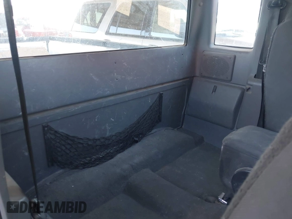2004 Ford Ranger XL Fleet with VIN 1FTYR15E84PA94631, listed as a IAAI auction lot 42511100 with 229,926 mi miles and . Bid and sale history available at DreamBid. Image 8.