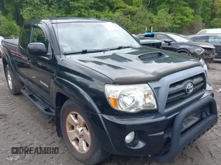 2009 Toyota Tacoma z VIN 5TEUU42N29Z595971, wystawiony jako IAAI lot #42341508 z przebiegiem 146 814 mil mil oraz . Historia ofert i sprzedaży dostępna na DreamBid. Obrazek 1.