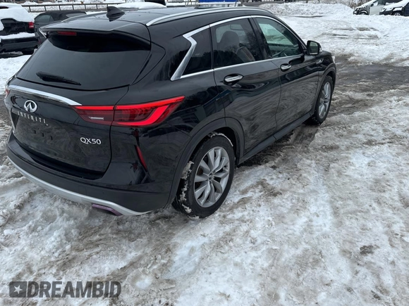 2019 Infiniti QX50 Pure z VIN 3PCAJ5M34KF145937, wystawiony jako Copart lot #43809265 z przebiegiem 67 139 mil mil oraz Czysty tytuł • Clean title. Historia ofert i sprzedaży dostępna na DreamBid. Obrazek 4.