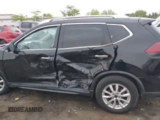2019 Nissan Rogue SV с VIN KNMAT2MT7KP500047, выставлен на аукционе IAAI как лот 42286977 с пробегом 79 165 миль миль и . История ставок и продаж доступна на DreamBid. Изображение 6.