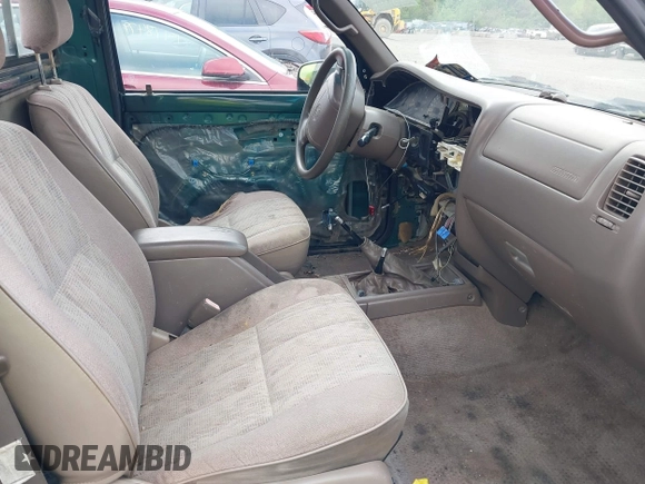 1999 Toyota Tacoma with VIN 4TAPM62N1XZ514312, listed as a IAAI auction lot 42168096 with Not Provided miles and . Bid and sale history available at DreamBid. Image 5.