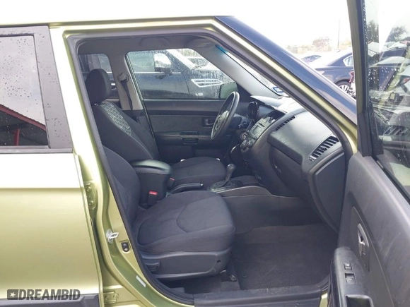 2011 Kia Soul + with VIN KNDJT2A26B7296787, listed as a IAAI auction lot 41889946 with 129,052 mi miles. Bid and sale history available at carsss.com. Image 5.