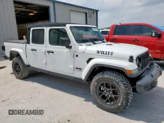 2024 Jeep Gladiator Sport S z VIN 1C6HJTAG2RL113030, wystawiony jako Copart lot #59023085 z przebiegiem Nie podano mil oraz Nie do naprawy • Non repairable. Historia ofert i sprzedaży dostępna na DreamBid. Obrazek 4.