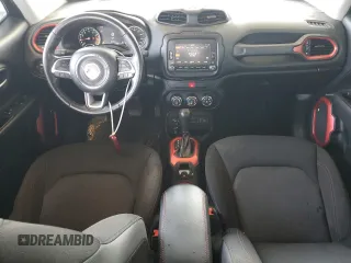 2017 Jeep Renegade Trailhawk z VIN ZACCJBCB6HPE38630, wystawiony jako Copart lot #54205235 z przebiegiem 84 745 mil mil oraz Szkoda całkowita • Salvage title. Historia ofert i sprzedaży dostępna na DreamBid. Obrazek 8.
