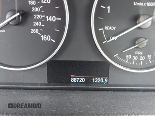 2018 BMW 3 Series 320i xDrive with VIN WBA8E5G53JNU45708, listed as a IAAI auction lot 41865092 with 88,720 mi miles. Bid and sale history available at carsss.com. Image 7.