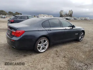 2011 BMW 7 Series 750i z VIN WBAKA8C5XBCY36778, wystawiony jako Copart lot #86220094 z przebiegiem 95 536 mil mil oraz Szkoda całkowita • Salvage title. Historia ofert i sprzedaży dostępna na DreamBid. Obrazek 3.