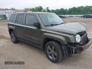 2015 Jeep Patriot High Altitude с VIN 1C4NJRFB4FD303736, выставлен на аукционе IAAI как лот 42419223 с пробегом 86 698 миль миль и . История ставок и продаж доступна на DreamBid. Изображение 1.