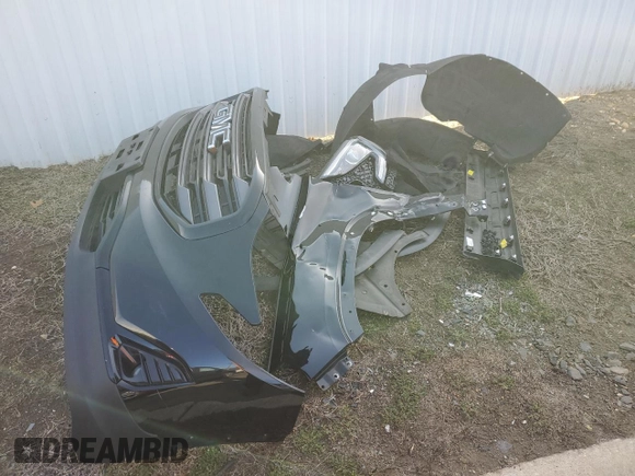 2019 GMC Terrain SLT with VIN 3GKALVEX5KL199782, listed as a Copart auction lot 51586155 with 121,230 mi miles and Salvage Title. Bid and sale history available at carsss.com. Image 12.
