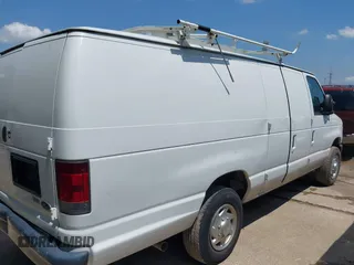 2013 Ford Econoline Cargo Commercial z VIN 1FTSS3EL6DDA11915, wystawiony jako IAAI lot #42404089 z przebiegiem 332 717 mil mil oraz . Historia ofert i sprzedaży dostępna na DreamBid. Obrazek 13.