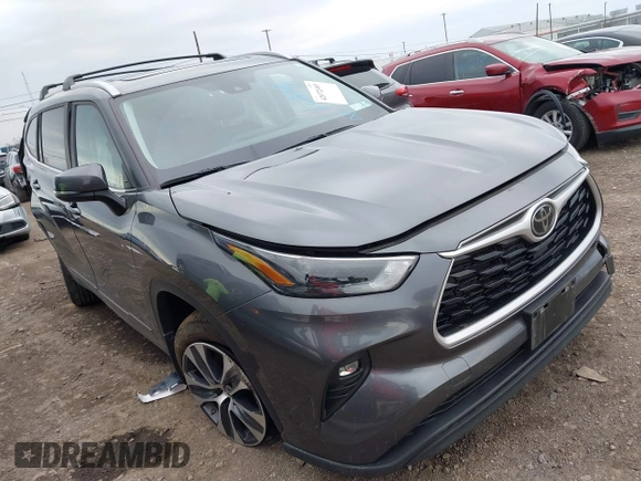 2023 Toyota Highlander L with VIN 5TDKDRBH7PS044010, listed as a IAAI auction lot 42072483 with 21,655 mi miles and . Bid and sale history available at DreamBid. Image 1.