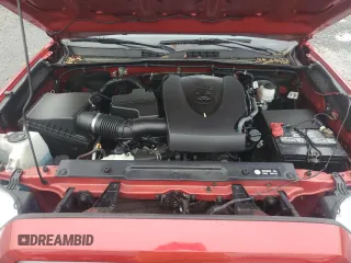 2018 Toyota Tacoma SR z VIN 5TFCZ5AN8JX143944, wystawiony jako Copart lot #57092795 z przebiegiem 67 094 mil mil oraz Szkoda całkowita • Salvage title. Historia ofert i sprzedaży dostępna na DreamBid. Obrazek 11.