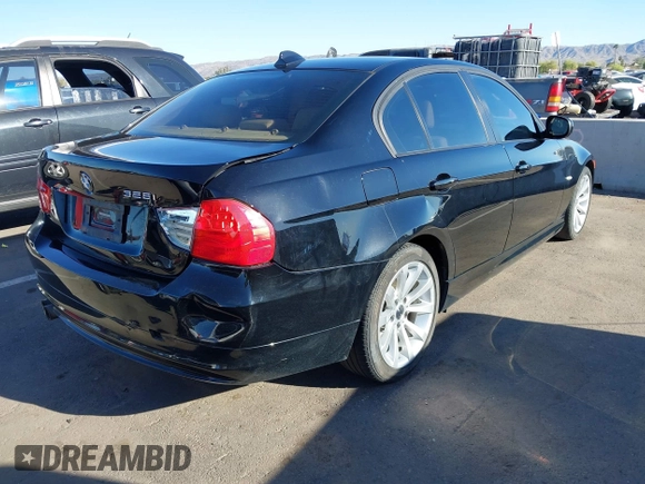2011 BMW 3 Series 328i with VIN WBAPH7G57BNM54430, listed as a IAAI auction lot 41851093 with 188,291 mi miles. Bid and sale history available at carsss.com. Image 4.