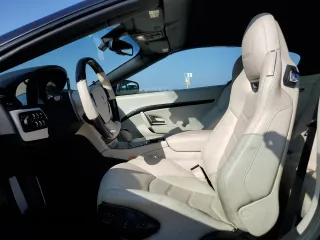2017 Maserati GranTurismo Convertible Sport with VIN ZAM45VMA1H0227031, listed as a Copart auction lot 87000564 with 3,911 mi miles and Salvage Title. Bid and sale history available at carsss.com. Image 7.