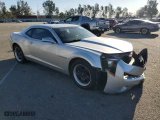 2013 Chevrolet Camaro LS with VIN 2G1FE1E35D9131403, listed as a Copart auction lot 88745585 with 82,530 mi miles and Salvage Title. Bid and sale history available at carsss.com. Image 4.