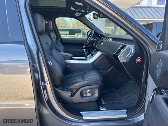 2016 Land Rover Range Rover Sport V6 Diesel HSE with VIN SALWR2KF1GA108752, listed as a IAAI auction lot 42010674 with 111,679 mi miles. Bid and sale history available at carsss.com. Image 5.