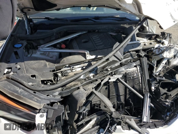 2020 BMW X5 xDrive40i with VIN 5UXCR6C02L9C46986, listed as a Copart auction lot 49099615 with Not provided miles and Salvage title. Bid and sale history available at DreamBid. Image 13.