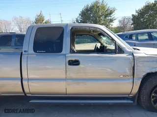 2001 Chevrolet Silverado 1500 LT with VIN 2GCEC19T111309806, listed as a IAAI auction lot 41217267 with 137,612 mi miles. Bid and sale history available at carsss.com. Image 13.