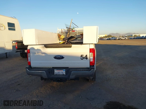 2019 Ford Super Duty F-250 SRW XL with VIN 1FT7W2A69KED53077, listed as a IAAI auction lot 40785535 with 47,928 mi miles. Bid and sale history available at carsss.com. Image 16.