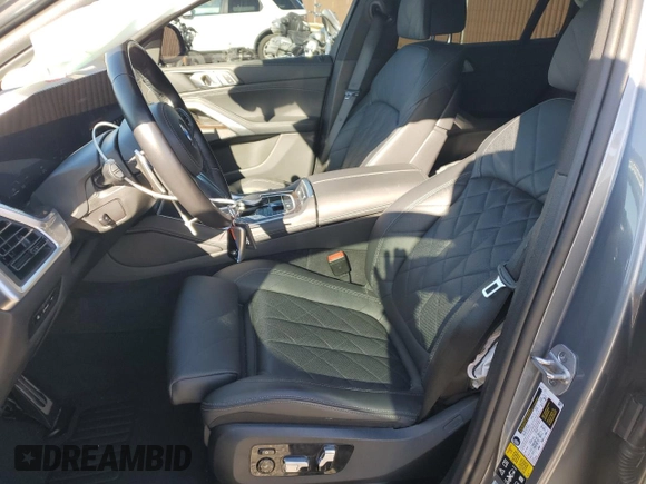 2024 BMW X6 xDrive40i with VIN 5UX33EX0XR9U60152, listed as a Copart auction lot 49845555 with 29,712 mi miles and Clean Title. Bid and sale history available at carsss.com. Image 7.