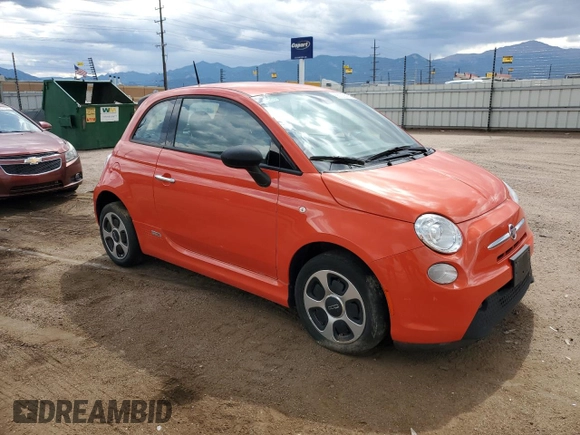 2015 FIAT 500e with VIN 3C3CFFGE4FT555467, listed as a Copart auction lot 66020695 with 21,052 mi miles and Clean title. Bid and sale history available at DreamBid. Image 4.