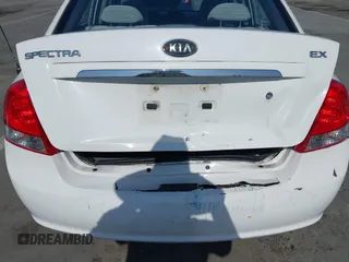 2009 Kia Spectra LX z VIN KNAFE222995623894, wystawiony jako IAAI lot #42385181 z przebiegiem 119 030 mil mil oraz . Historia ofert i sprzedaży dostępna na DreamBid. Obrazek 6.