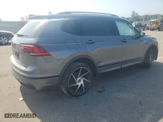 2023 Volkswagen Tiguan SE R-Line Black with VIN 3VV8B7AX5PM014471, listed as a Copart auction lot 62443634 with 37,707 mi miles and Salvage Title. Bid and sale history available at carsss.com. Image 3.