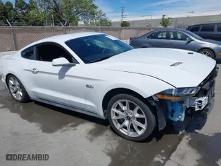 2019 Ford Mustang GT with VIN 1FA6P8CF2K5169663, listed as a IAAI auction lot 42014124 with 33,476 mi miles. Bid and sale history available at carsss.com. Image 1.