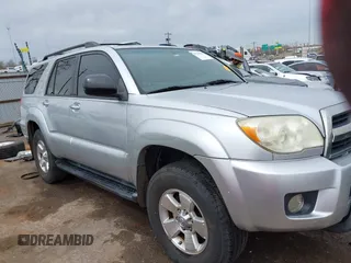 2007 Toyota 4Runner SR5 with VIN JTEZU14R378067211, listed as a IAAI auction lot 41781896 with 237,509 mi miles and . Bid and sale history available at DreamBid. Image 14.