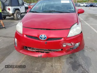 2010 Toyota Prius II with VIN JTDKN3DUXA0219610, listed as a IAAI auction lot 42015825 with 263,492 mi miles. Bid and sale history available at carsss.com. Image 6.