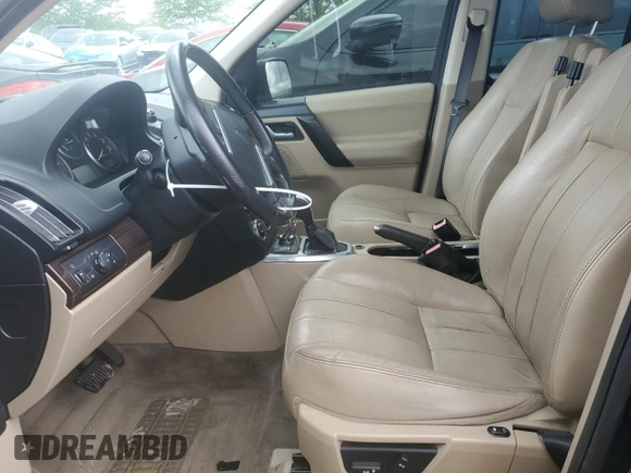 2011 Land Rover LR2 HSE with VIN SALFR2BN4BH265960, listed as a Copart auction lot 55534435 with 165,298 mi miles and Clean Title. Bid and sale history available at DreamBid. Image 7.