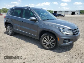2016 Volkswagen Tiguan SE with VIN WVGAV7AXXGW502267, listed as a Copart auction lot 54916725 with 105,926 mi miles and Clean title. Bid and sale history available at DreamBid. Image 4.