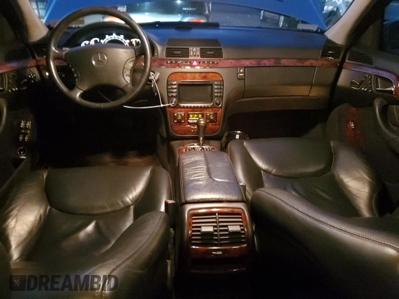 2003 Mercedes-Benz S-Class 5.0L with VIN WDBNG75J23A355910, listed as a Copart auction lot 84715614 with 117,468 mi miles and Salvage Title. Bid and sale history available at carsss.com. Image 8.