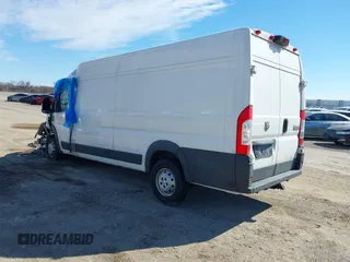 2018 Ram ProMaster Cargo with VIN 3C6URVJG2JE102819, listed as a IAAI auction lot 41633724 with Not Provided miles. Bid and sale history available at carsss.com. Image 3.