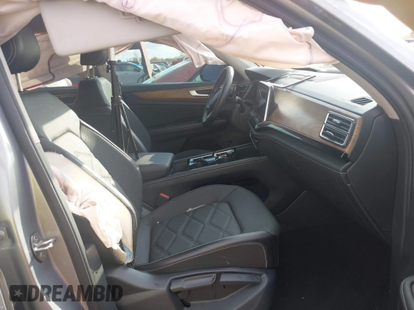 2024 Volkswagen Atlas SE с VIN 1V2WR2CA5RC523976, выставлен на аукционе IAAI как лот 41092917 с пробегом 28 065 миль миль и . История ставок и продаж доступна на DreamBid. Изображение 5.