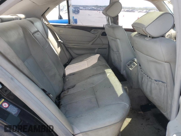 2001 Mercedes-Benz E-Class with VIN WDBJF65J01B225871, listed as a Copart auction lot 66136994 with 2,139,454 mi miles and Clean Title. Bid and sale history available at carsss.com. Image 10.