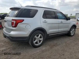 2018 Ford Explorer XLT z VIN 1FM5K7D85JGA54665, wystawiony jako Copart lot #50333465 z przebiegiem 59 877 mil mil oraz Szkoda całkowita • Salvage title. Historia ofert i sprzedaży dostępna na DreamBid. Obrazek 3.