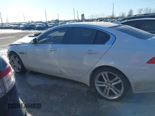 2017 Jaguar XE 35t Premium with VIN SAJAJ4BV0HA948701, listed as a IAAI auction lot 41421866 with 105,256 mi miles. Bid and sale history available at carsss.com. Image 14.