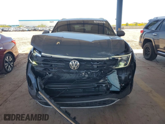 2024 Volkswagen Atlas SE with VIN 1V2KE2CA7RC253191, listed as a Copart auction lot 55147875 with 4,417 mi miles and Salvage title. Bid and sale history available at DreamBid. Image 5.