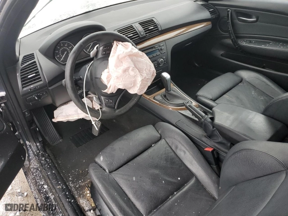 2010 BMW 1 Series 128i with VIN WBAUL7C55AVJ77329, listed as a Copart auction lot 44385165 with 0 mi miles and Salvage Title. Bid and sale history available at carsss.com. Image 8.